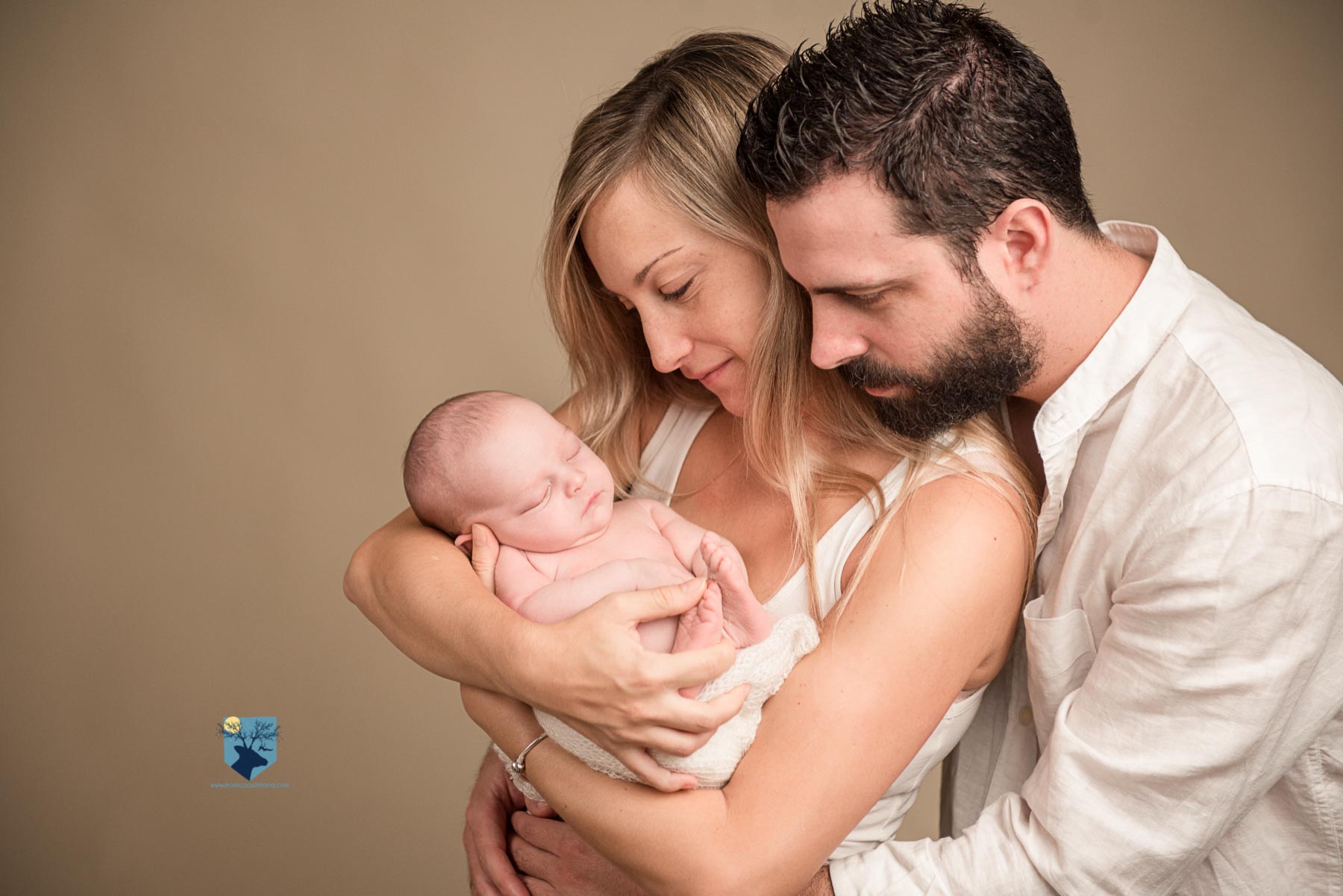 fotografa figueres girona roses emporda recien nacido nado newborn fotografia fotos estudio bebe
