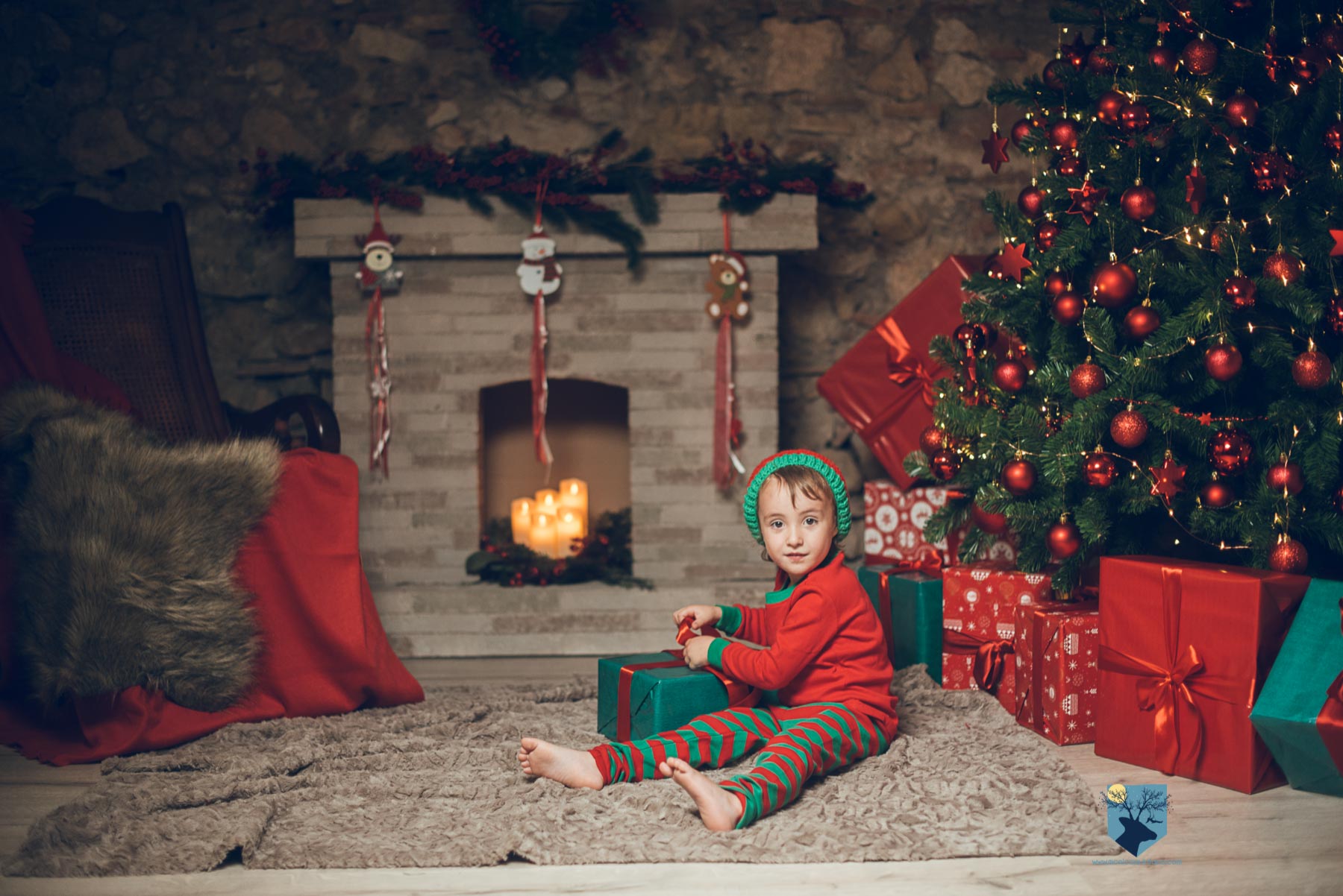 fotografia foto fotografa estudio estudi figueres girona familia nen nena niño niña navidad nadal postal