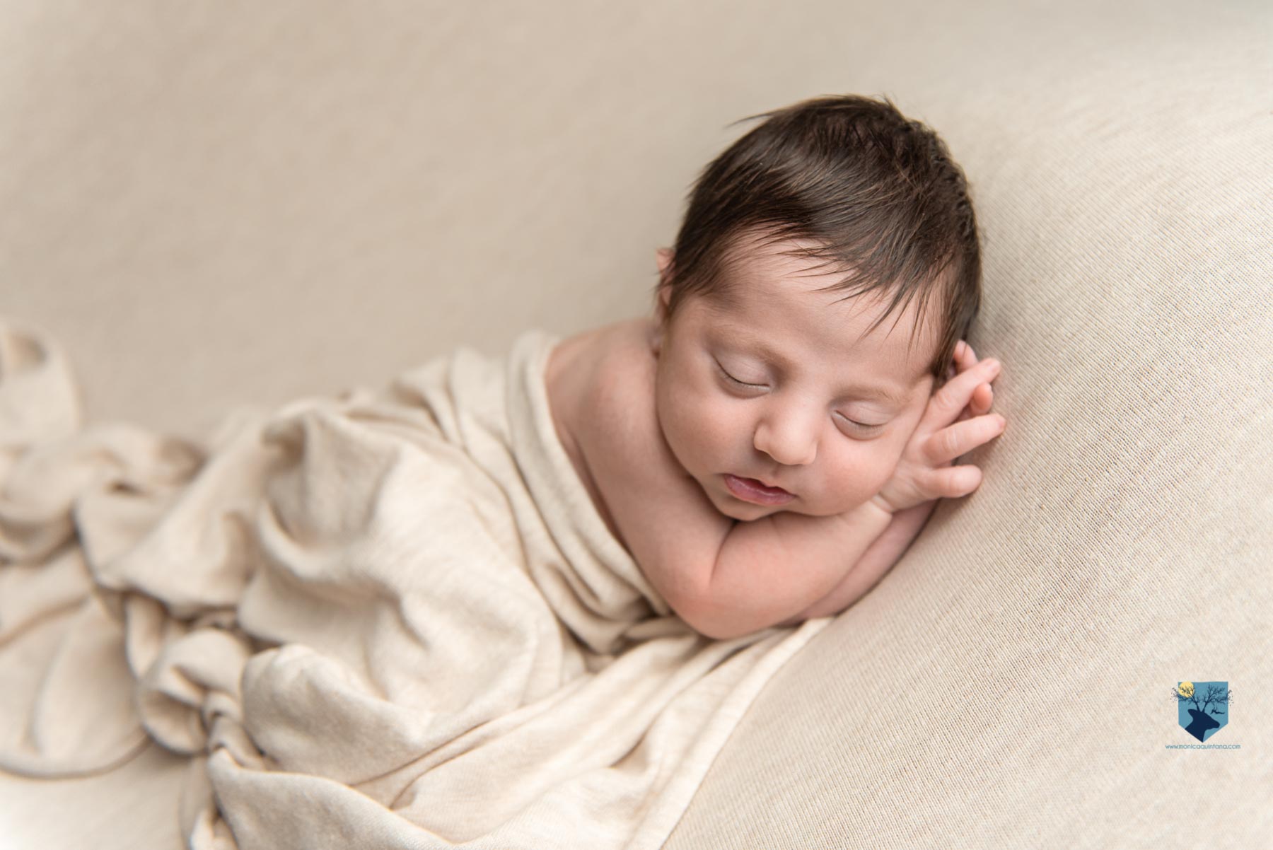 fotografia, fotos, girona, figueres, emporda, vilafant, vilamalla, monica quintana, bebes, niños, recien nacido, newborn, familia, retrato
