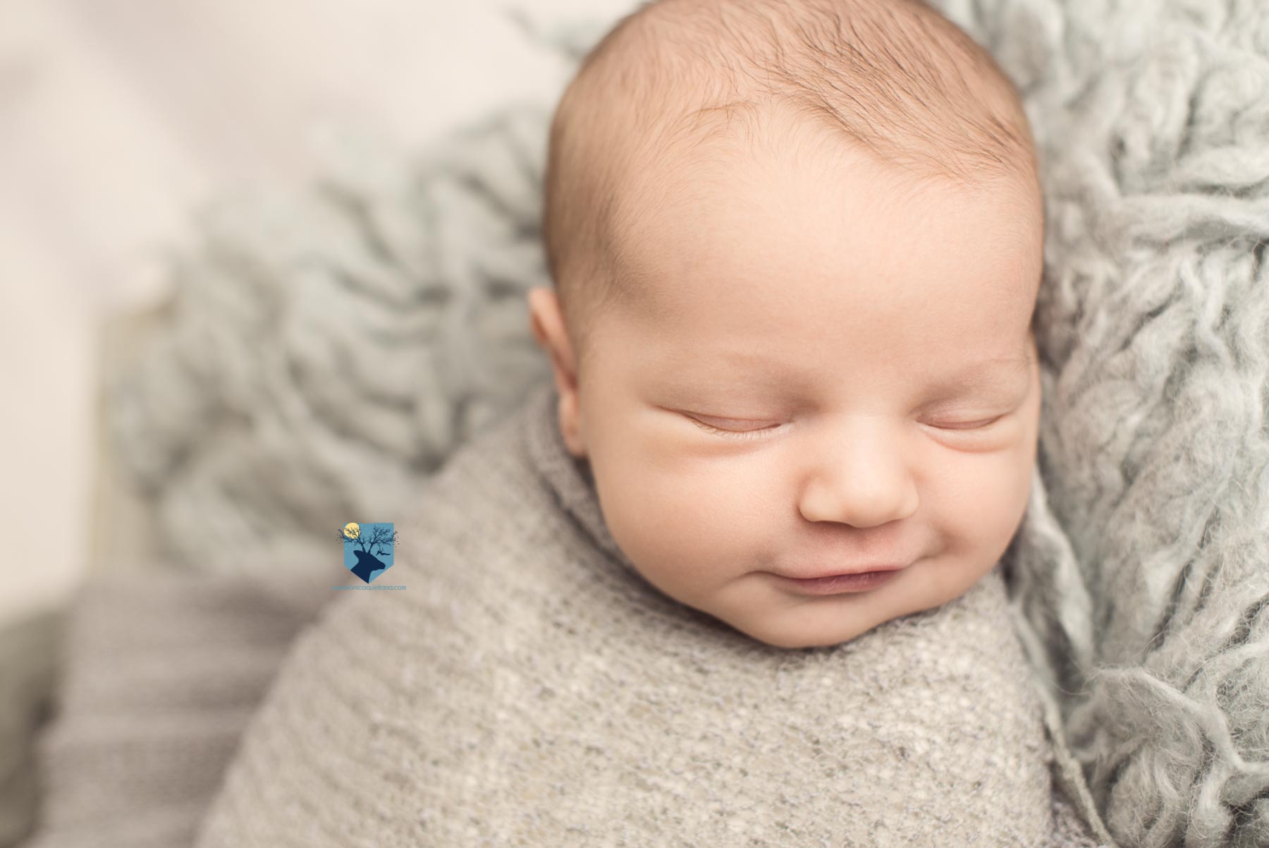 fotografia,fotos,girona,figueres,olot, roses, empuriabrava, la bisbal, L'escala, emporda,monica quintana,bebes,niños,recien nacido,newborn,familia,retrato,