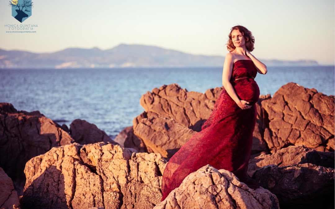 Sesión de embarazo en la Costa Brava, Empordà (Girona)