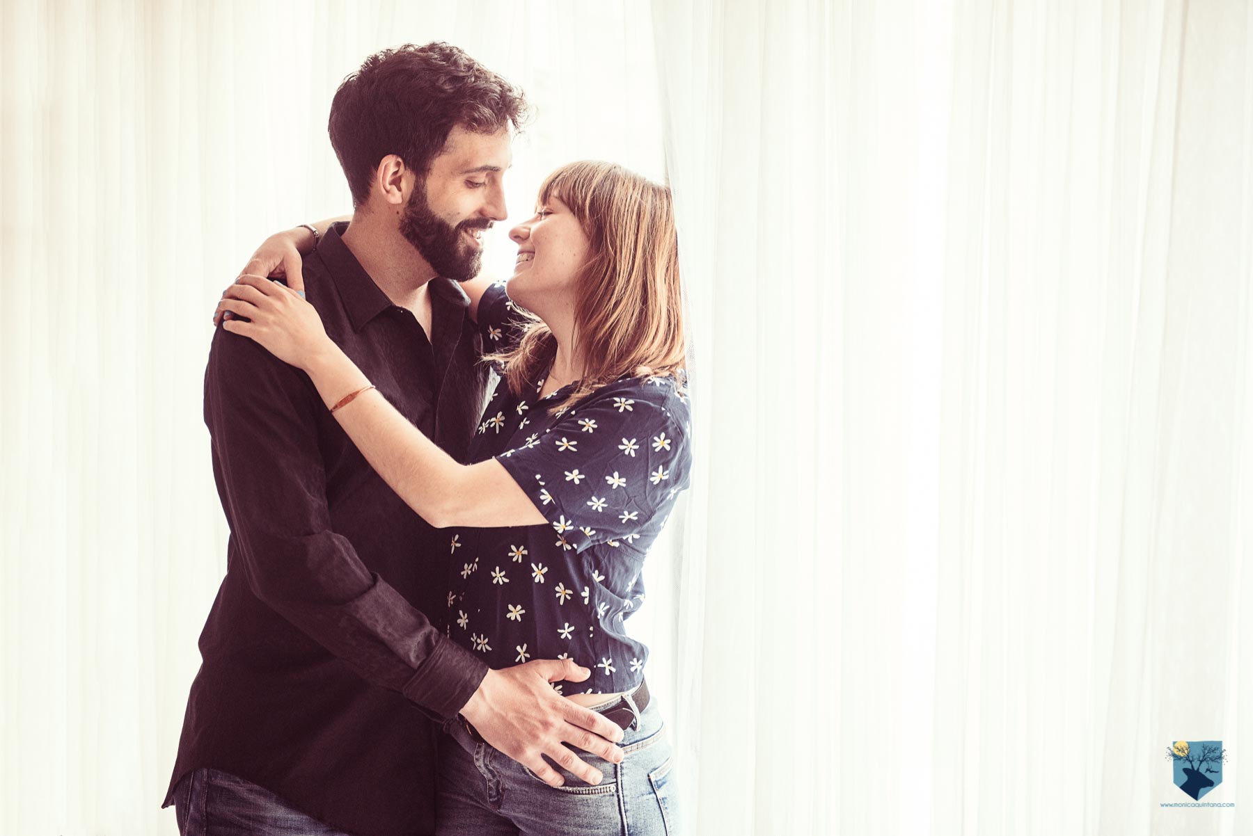 fotografia, girona, figueres, emporda, monica quintana, retrato, book, pareja, gato, estudio, lifestyle