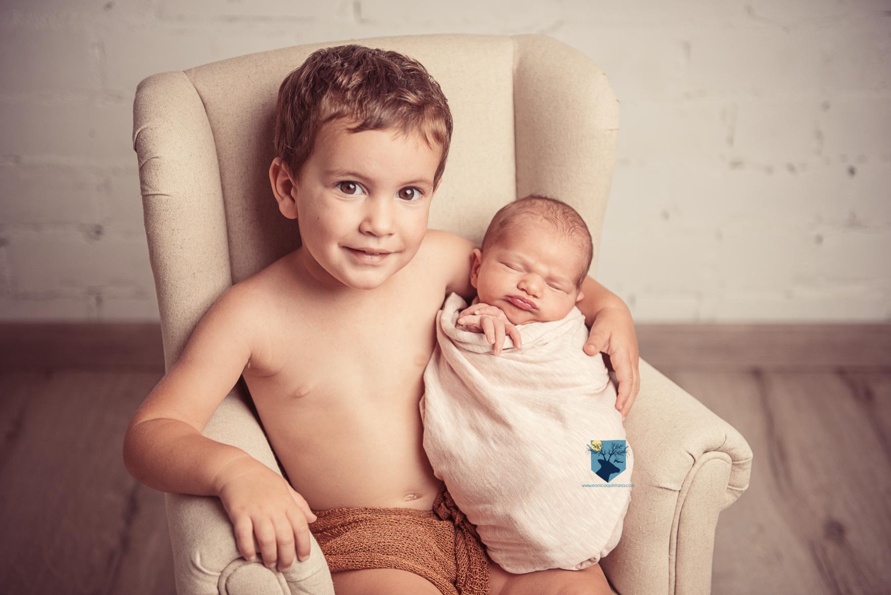 fotografia,girona,figueres,emporda,monica quintana,bebes,niños,familia,retrato,recien,nacido,nado,newborn