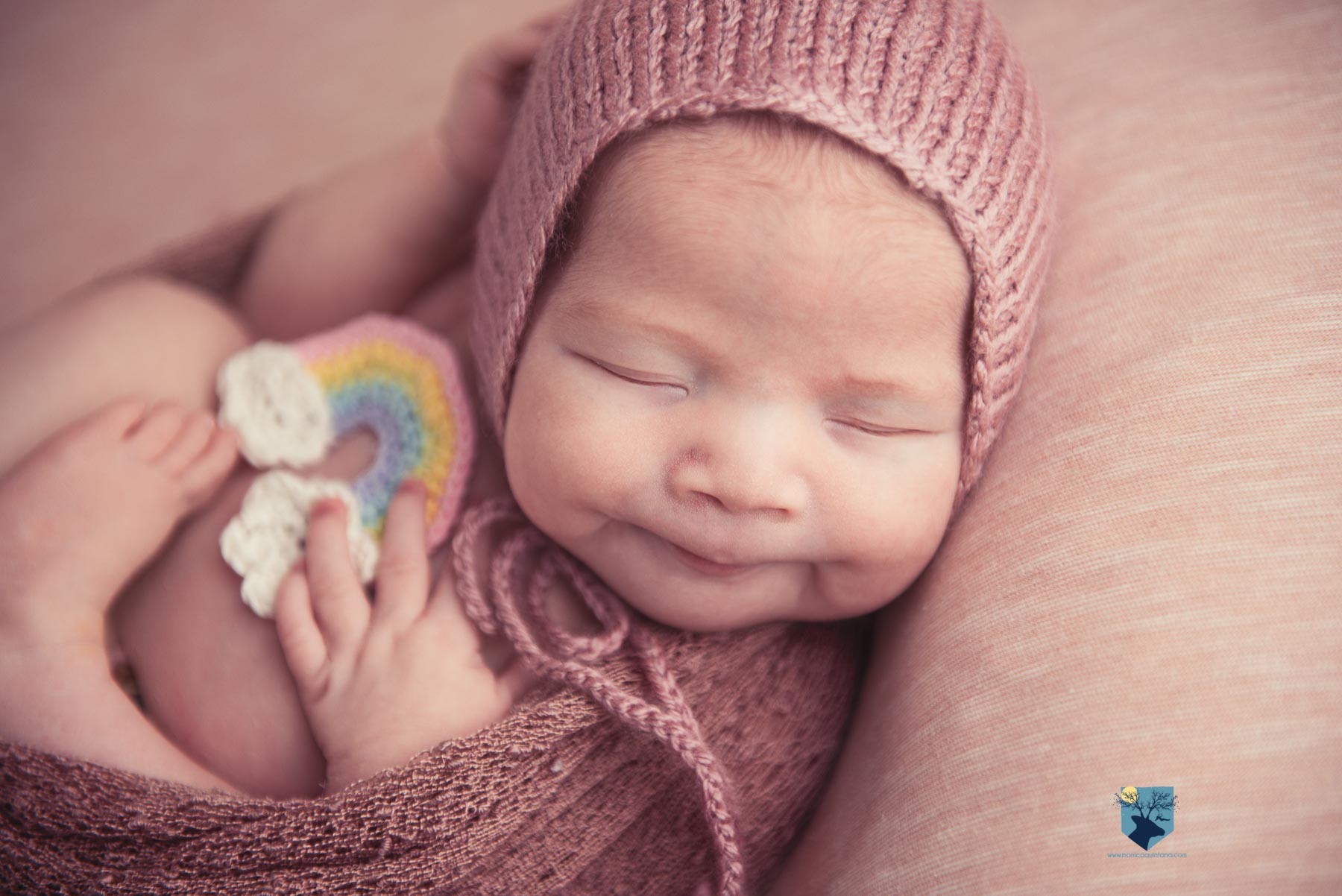 fotografia,girona,figueres,emporda,monica quintana,bebes,niños,familia,retrato,recien,nacido,nado,newborn,bebe arcoiris