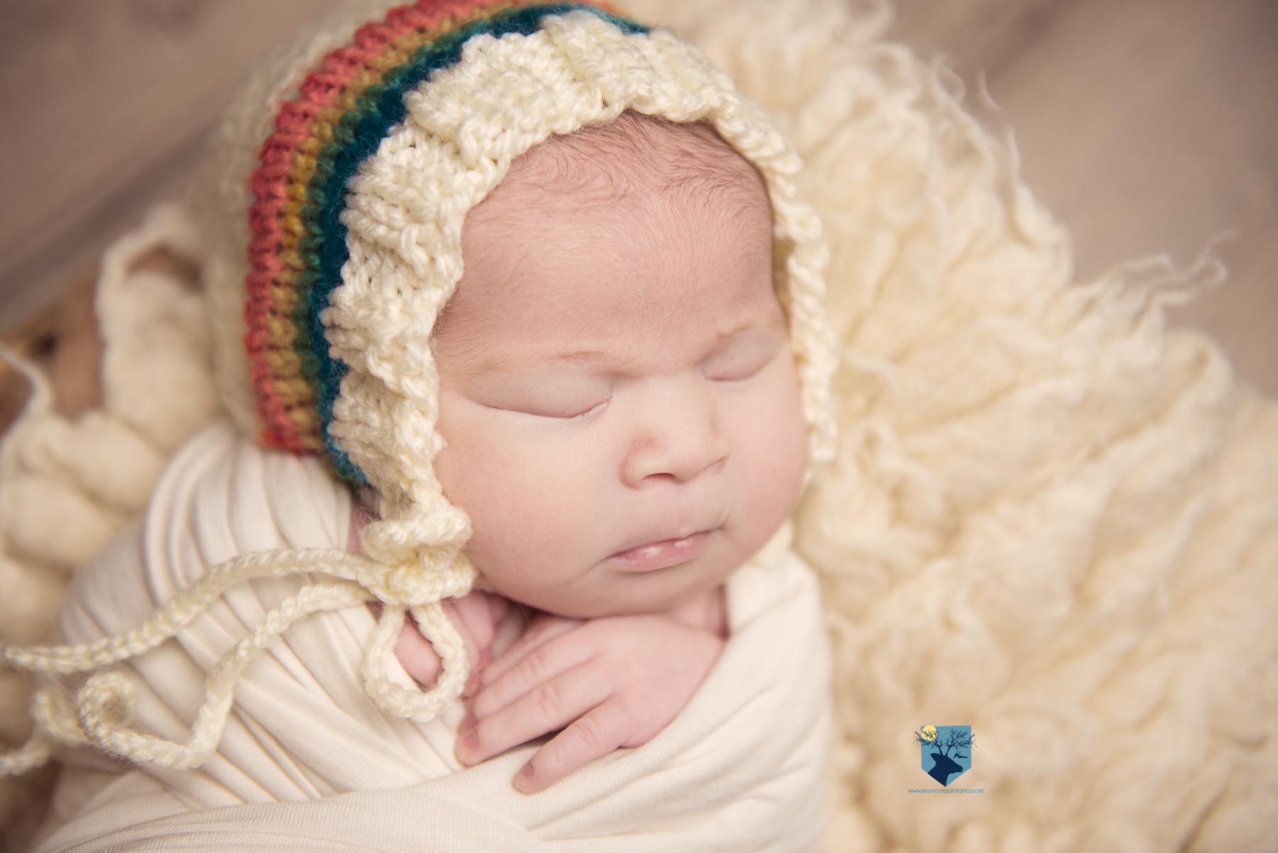 fotografia,girona,figueres,emporda,monica quintana,bebes,niños,familia,retrato,recien,nacido,nado,newborn,bebe arcoiris