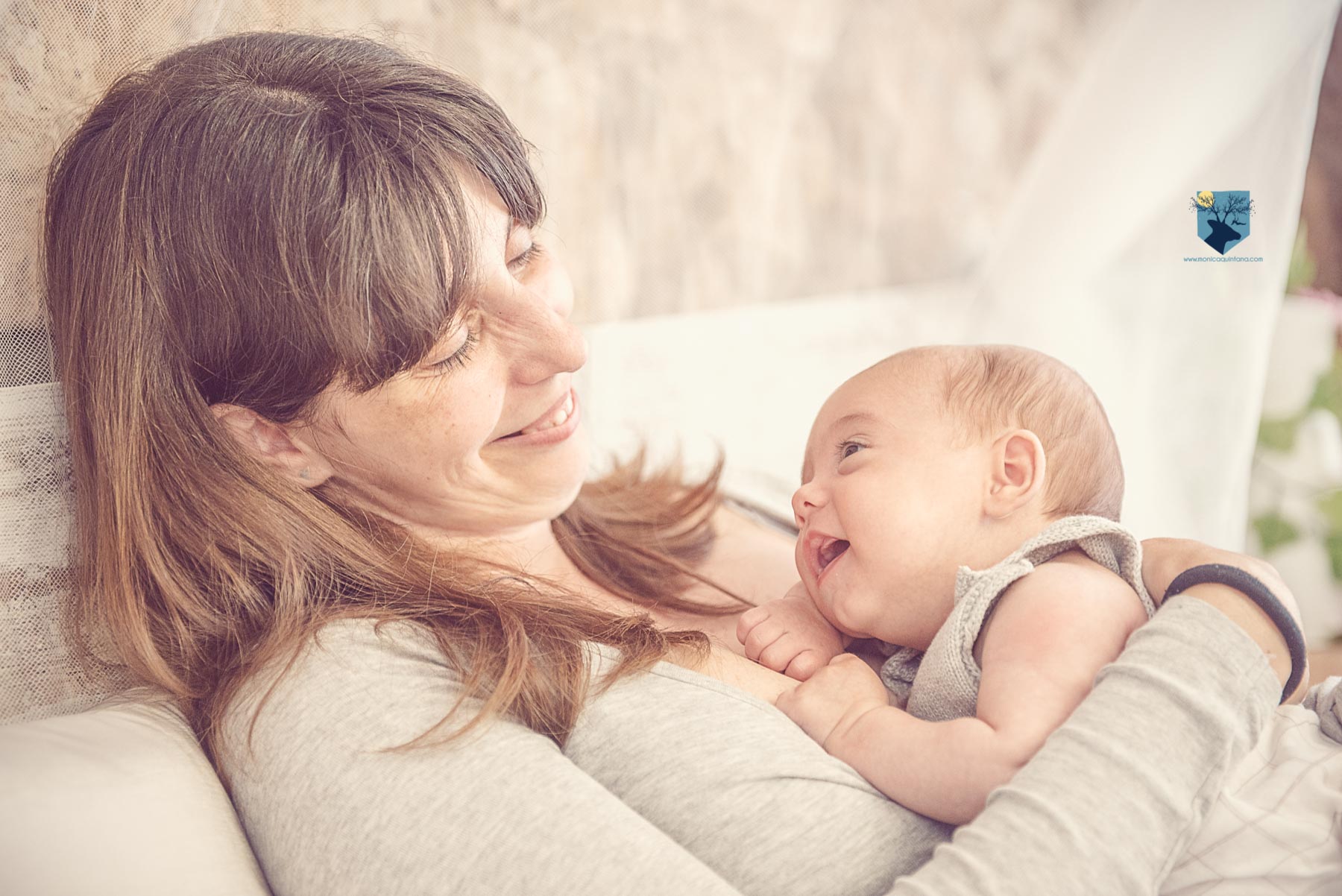 fotografia,girona,figueres,emporda,monica quintana,bebes,niños,familia,retrato,recien,nacido,nado,newborn,nens,germans,alletament,lactancia,crianza, criança