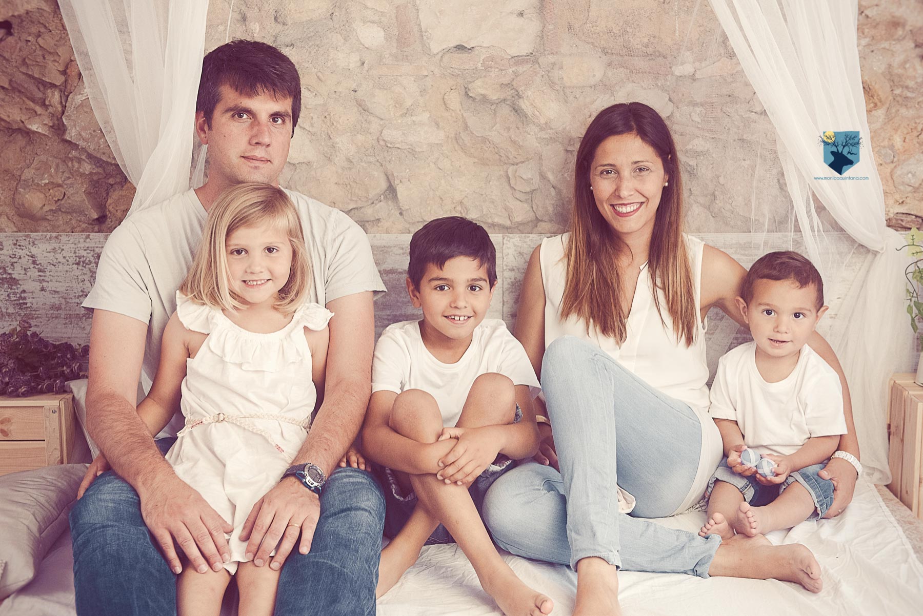 fotografia,girona,figueres,emporda,monica quintana,bebes,niños,familia,retrato,recien,nacido,nado,newborn,nens,germans,alletament,lactancia,crianza, criança